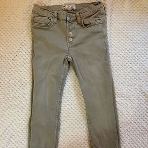 High Waisted Free People skinny Jeans size 4.